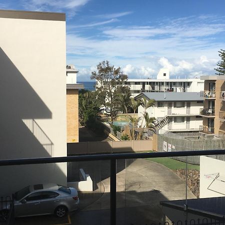 梅里玛苑假日酒店 卡伦德拉 外观 照片